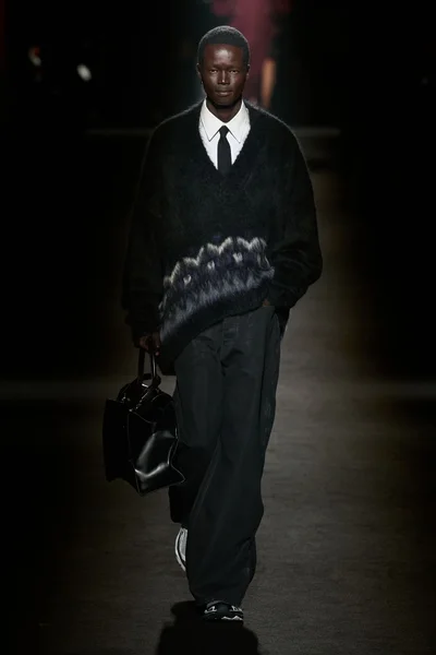 Look 23
